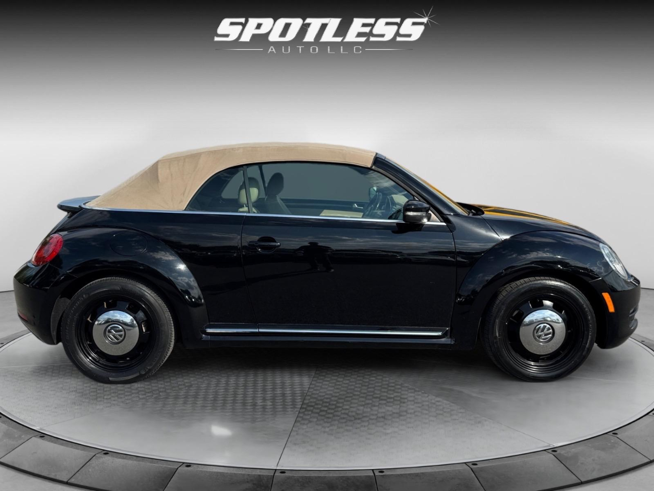 2014 Volkswagen Beetle 1.8T photo 15