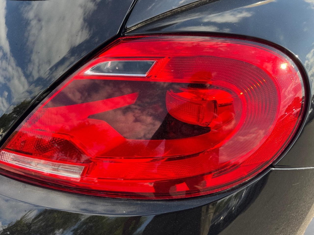 2014 Volkswagen Beetle 1.8T photo 18