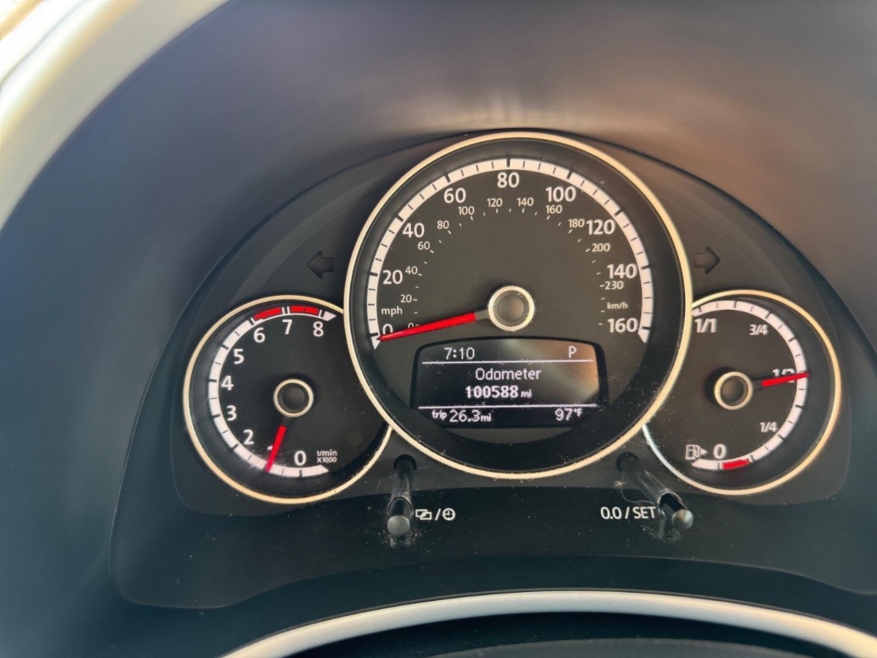 2014 Volkswagen Beetle 1.8T photo 24