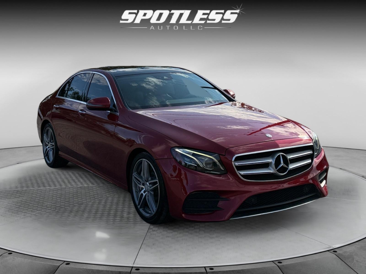 Mercedes-Benz E-Class E300 Luxury Sedan 2017
