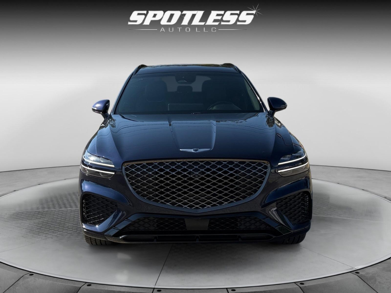 2023 Genesis GV70 2.5T Sport photo 4