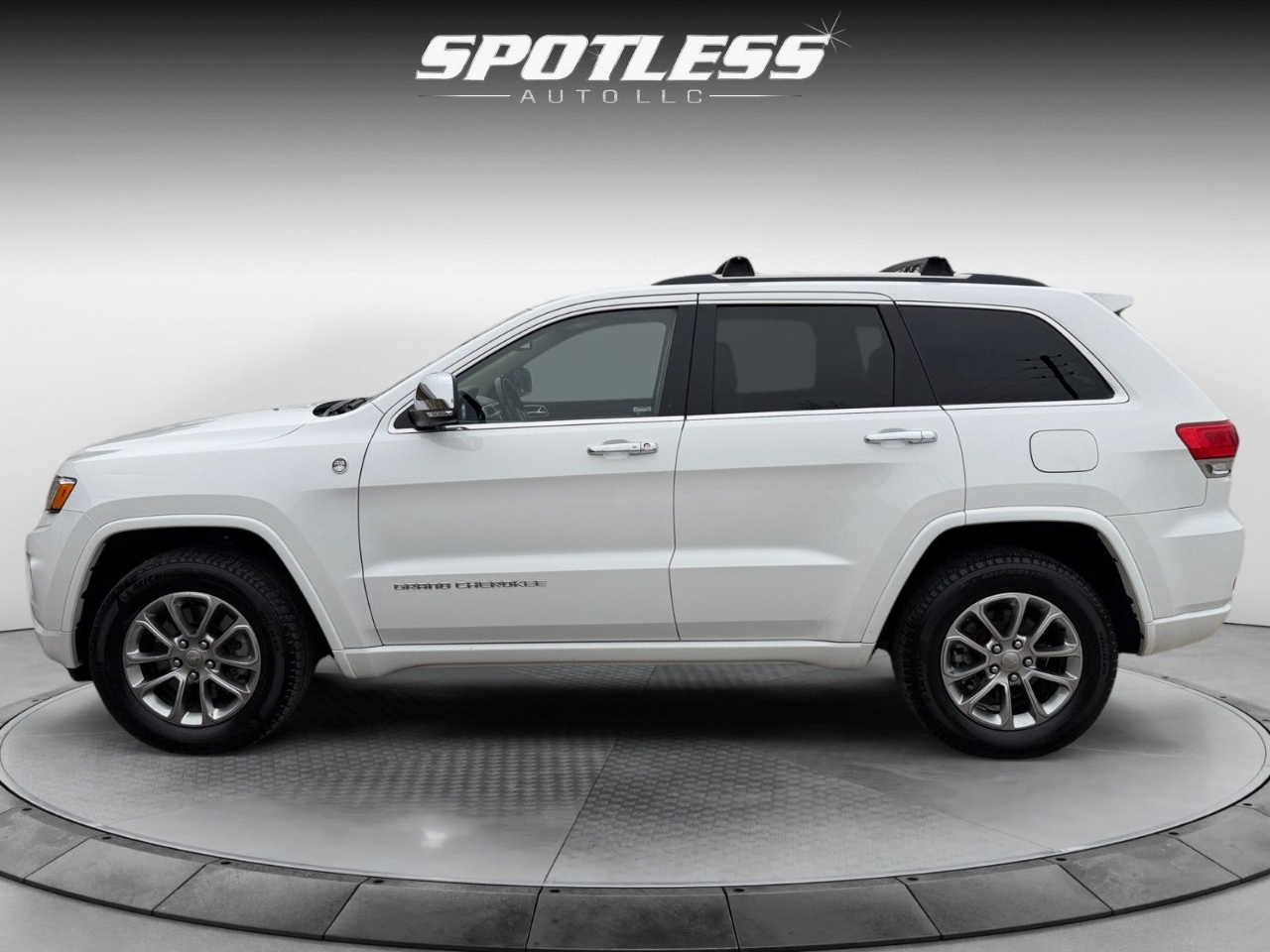 Jeep Grand Cherokee Overland 4WD 2015