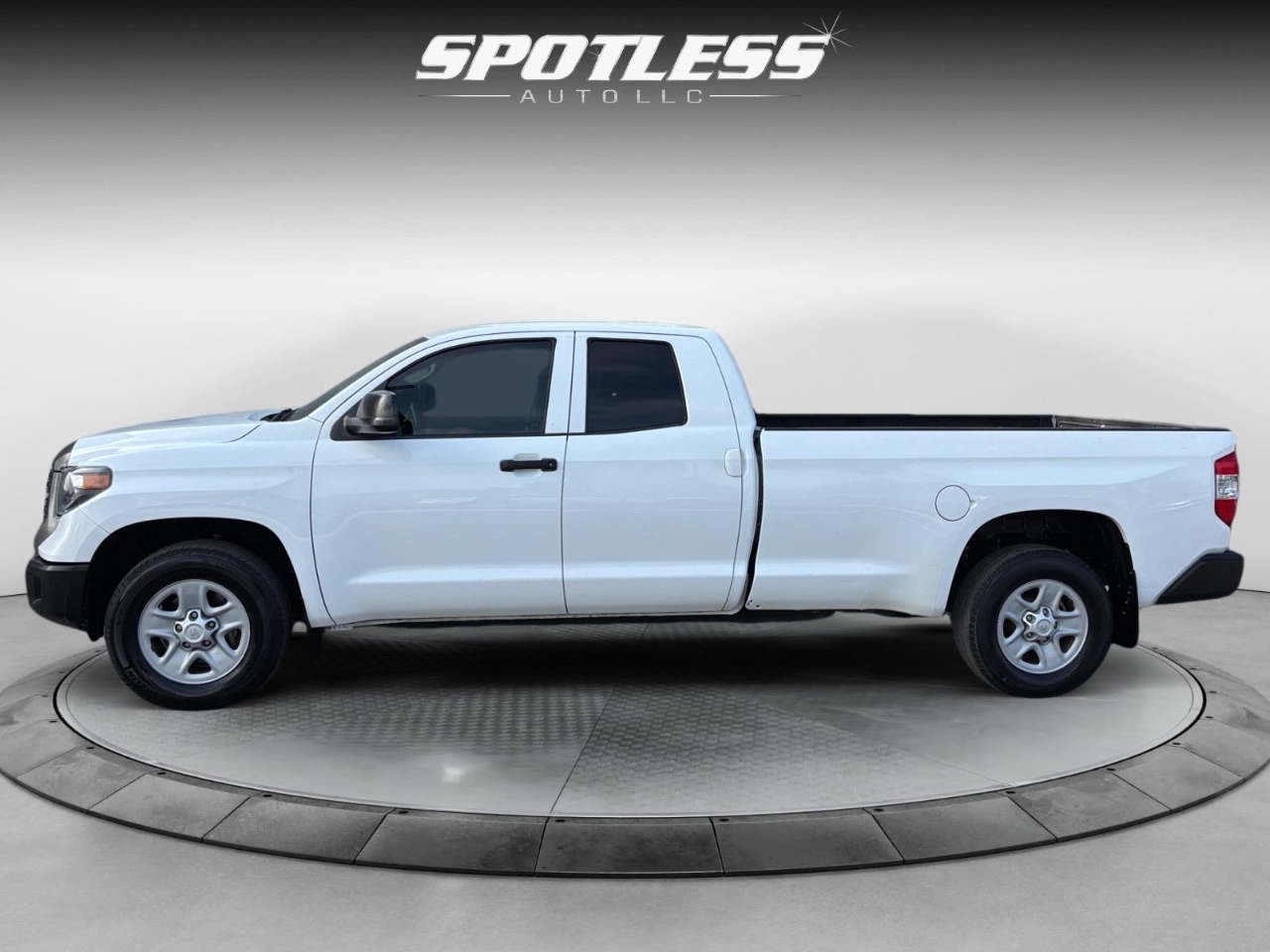 Toyota Tundra SR5 5.7L V8 Double Cab 2WD Long Bed 2019 Toyota Tundra SR5 5.7L V8 Double Cab 2WD Long Bed 2019