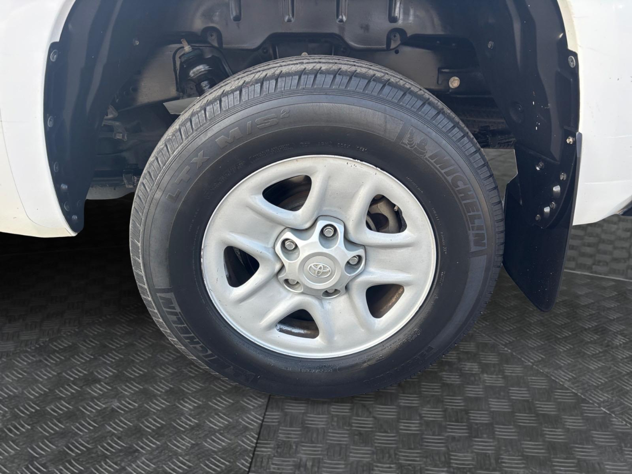 Toyota Tundra SR5 5.7L V8 Double Cab 2WD Long Bed 2019 Toyota Tundra SR5 5.7L V8 Double Cab 2WD Long Bed 2019