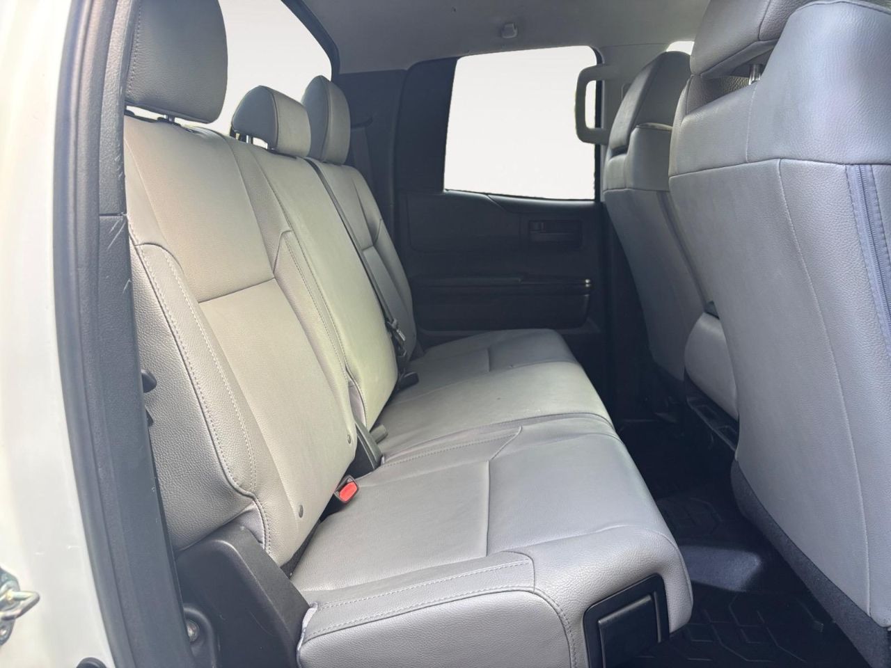Toyota Tundra SR5 5.7L V8 Double Cab 2WD Long Bed 2019 Toyota Tundra SR5 5.7L V8 Double Cab 2WD Long Bed 2019