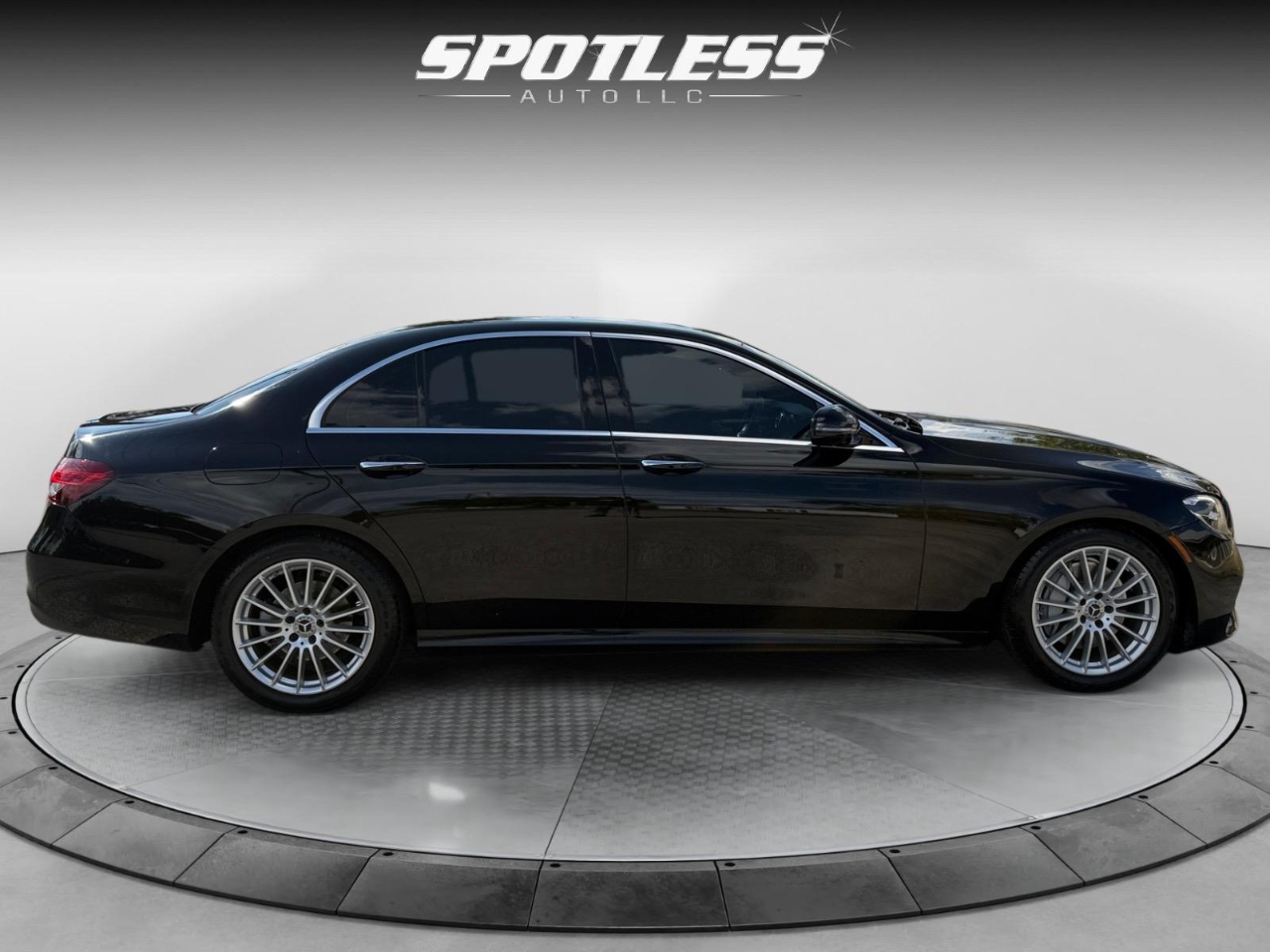 Mercedes-Benz E-Class E350 Sedan 2021 Mercedes-Benz E-Class E350 Sedan 2021
