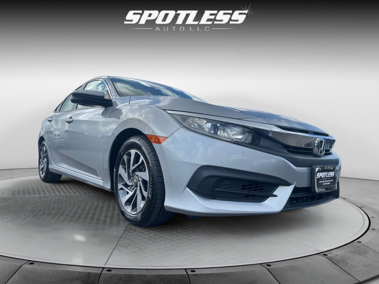 Honda Civic EX Sedan CVT 2018 Honda Civic EX Sedan CVT 2018