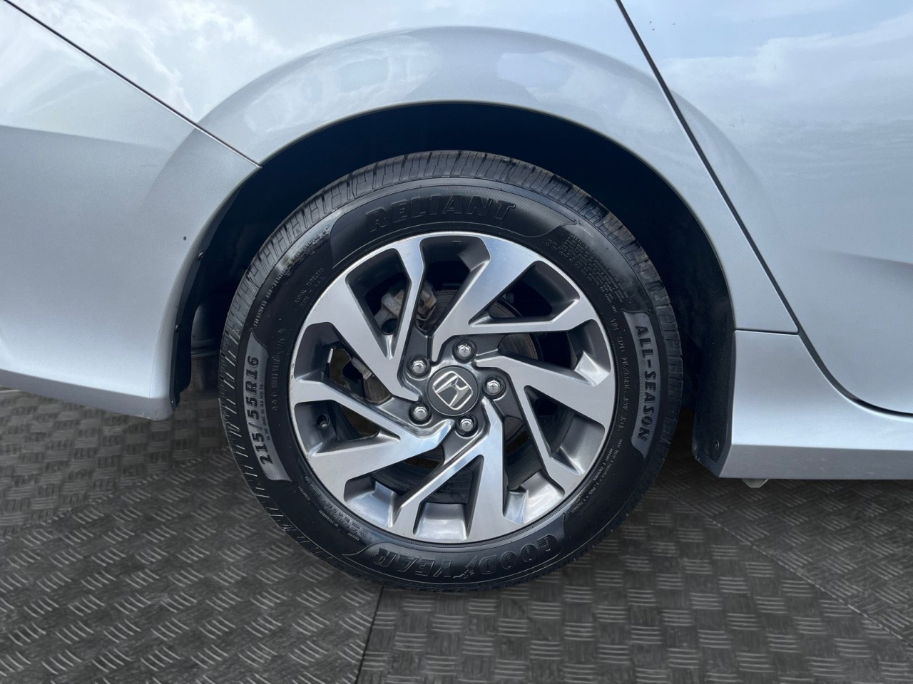 Honda Civic EX Sedan CVT 2018 Honda Civic EX Sedan CVT 2018