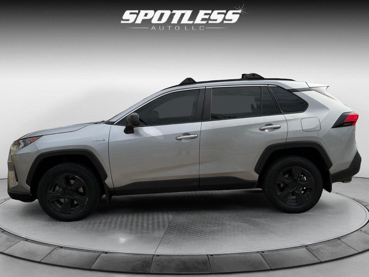 Toyota RAV4 Hybrid LE 2021 Toyota RAV4 Hybrid LE 2021