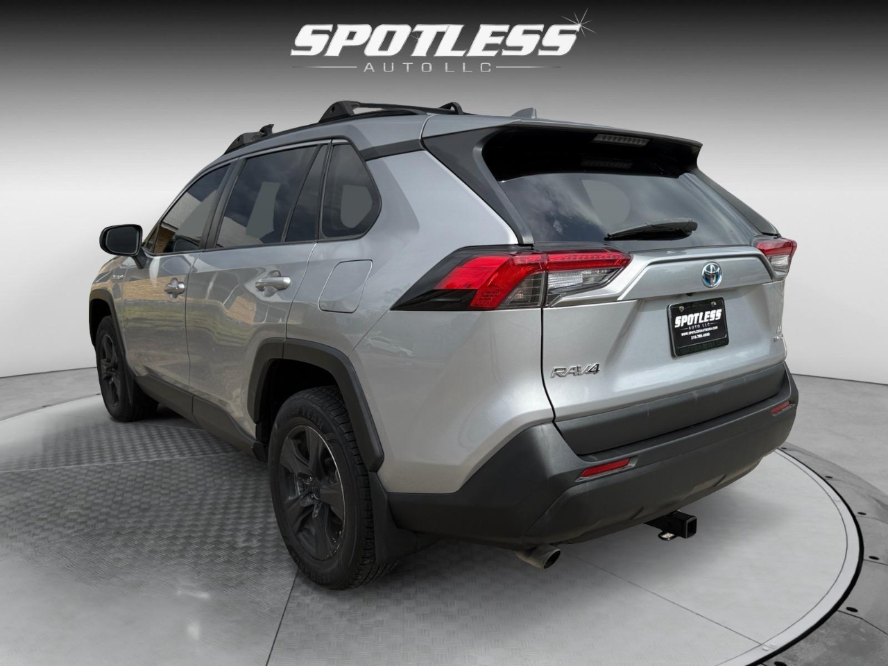 Toyota RAV4 Hybrid LE 2021 Toyota RAV4 Hybrid LE 2021