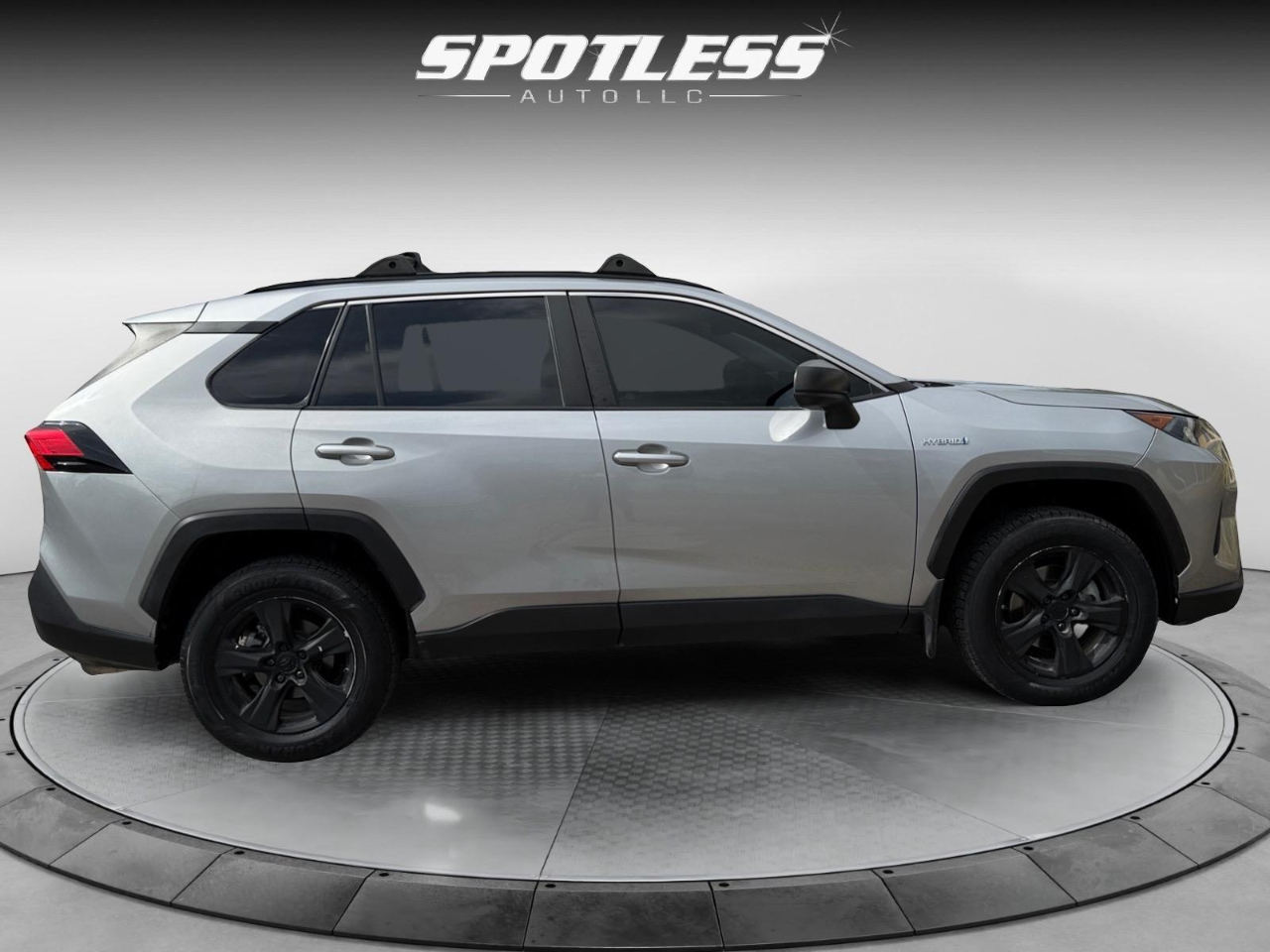 Toyota RAV4 Hybrid LE 2021 Toyota RAV4 Hybrid LE 2021