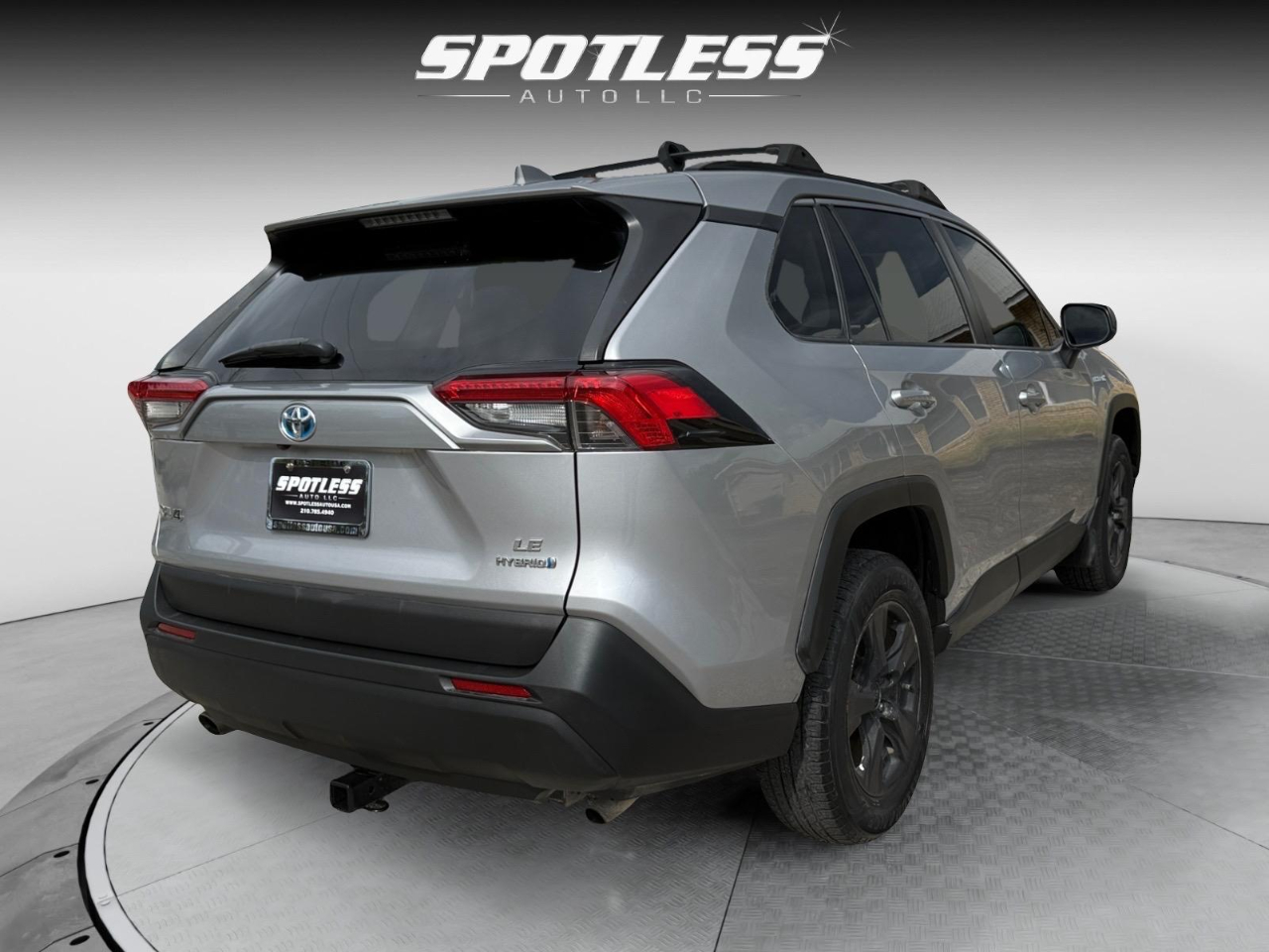 Toyota RAV4 Hybrid LE 2021 Toyota RAV4 Hybrid LE 2021