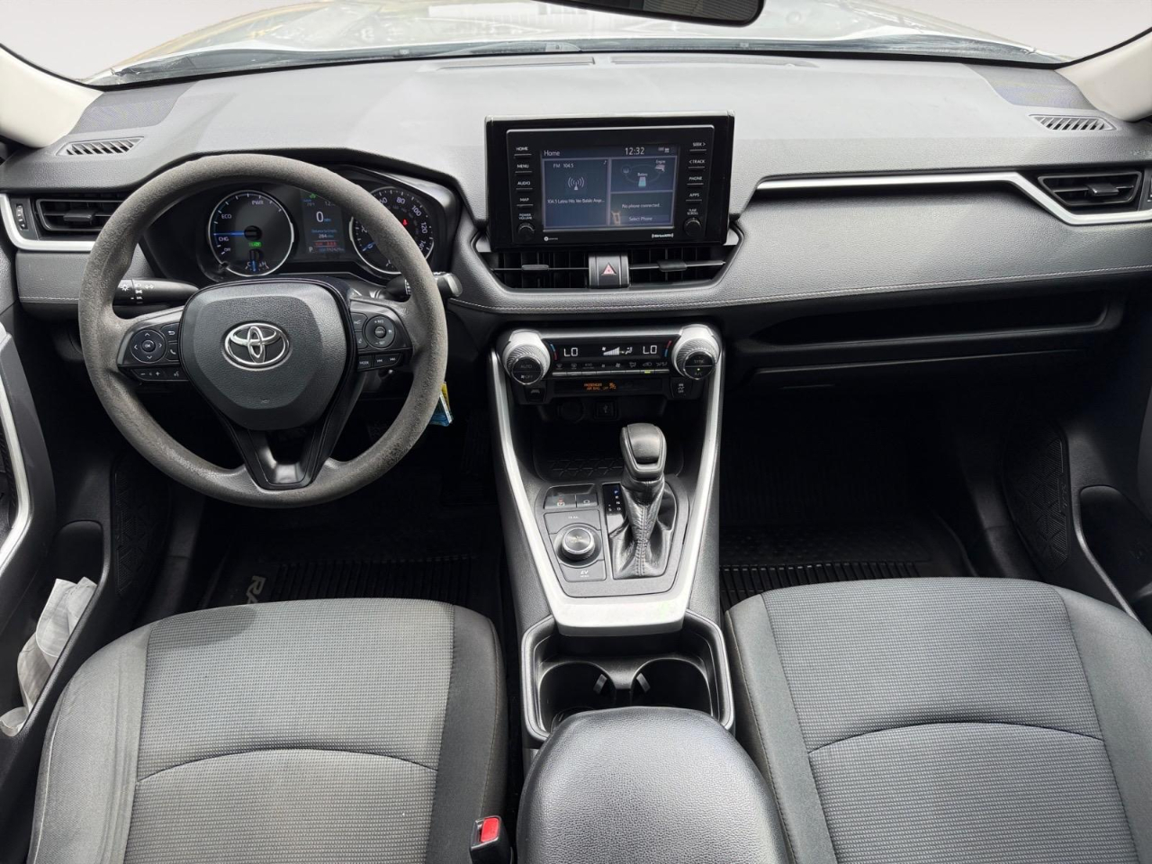 Toyota RAV4 Hybrid LE 2021 Toyota RAV4 Hybrid LE 2021