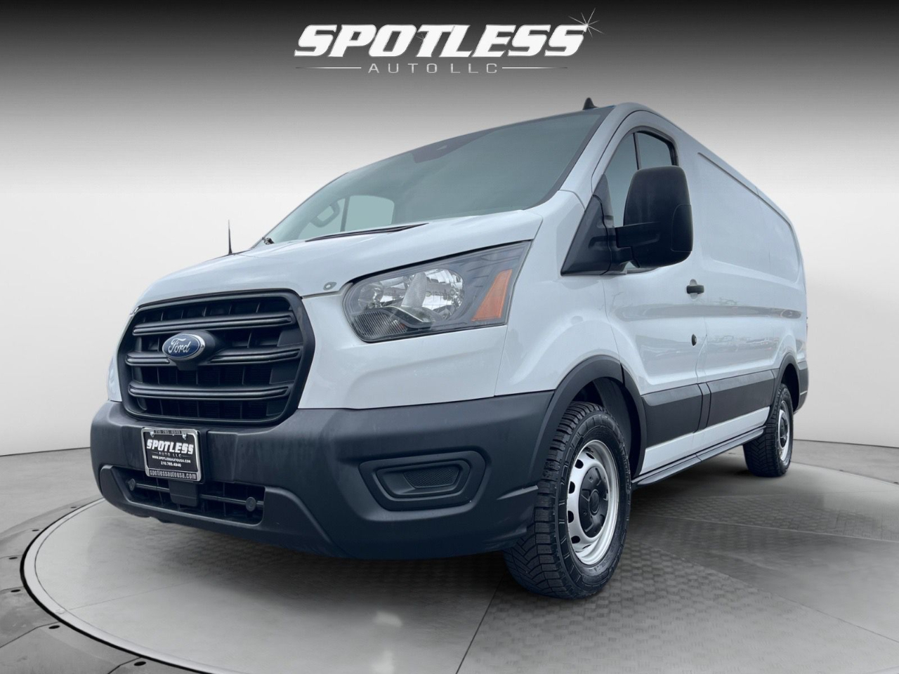 Ford Transit 150 Van Low Roof w/Sliding Pass. 130-in. WB 2020