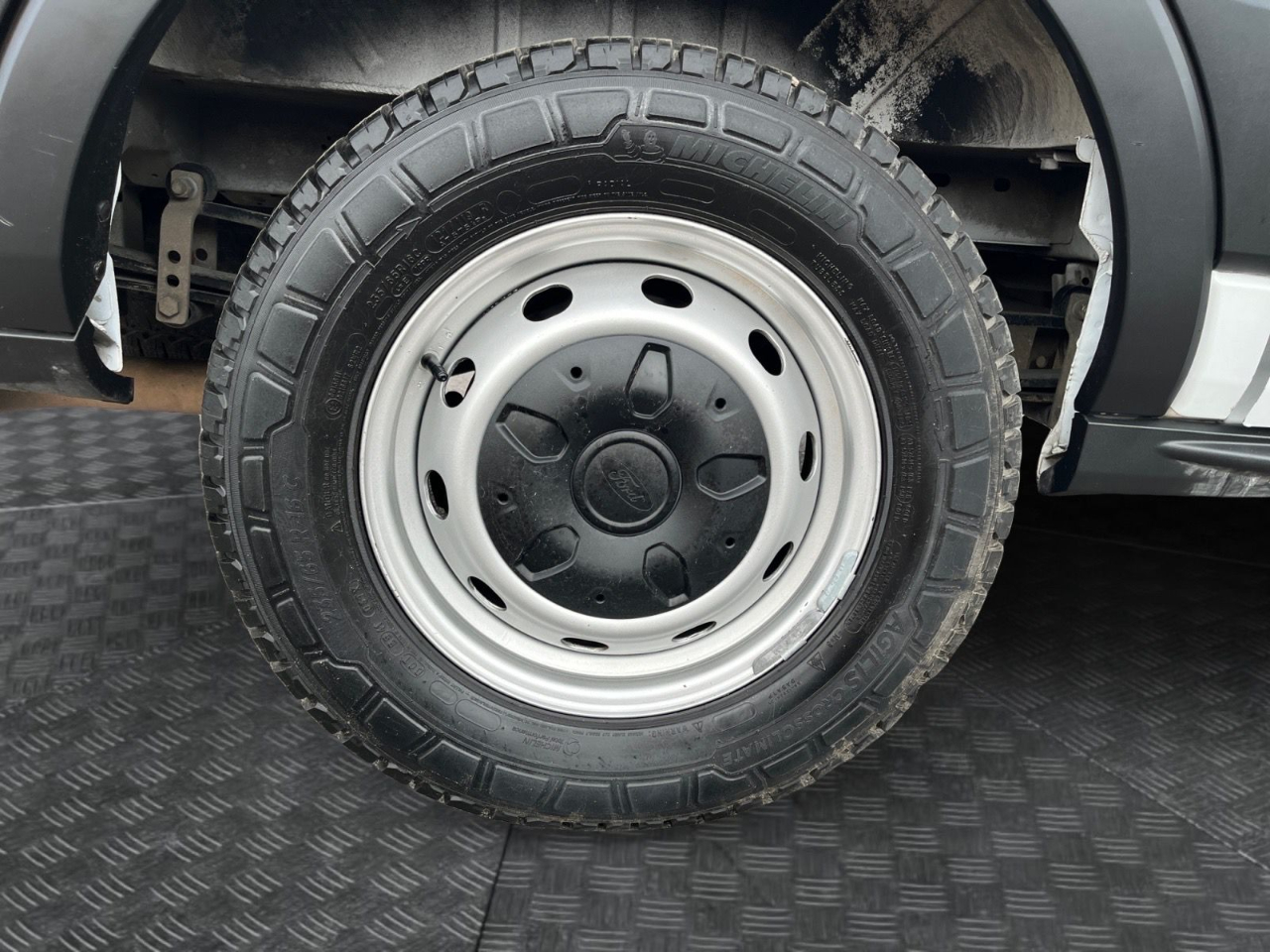 Ford Transit 150 Van Low Roof w/Sliding Pass. 130-in. WB 2020