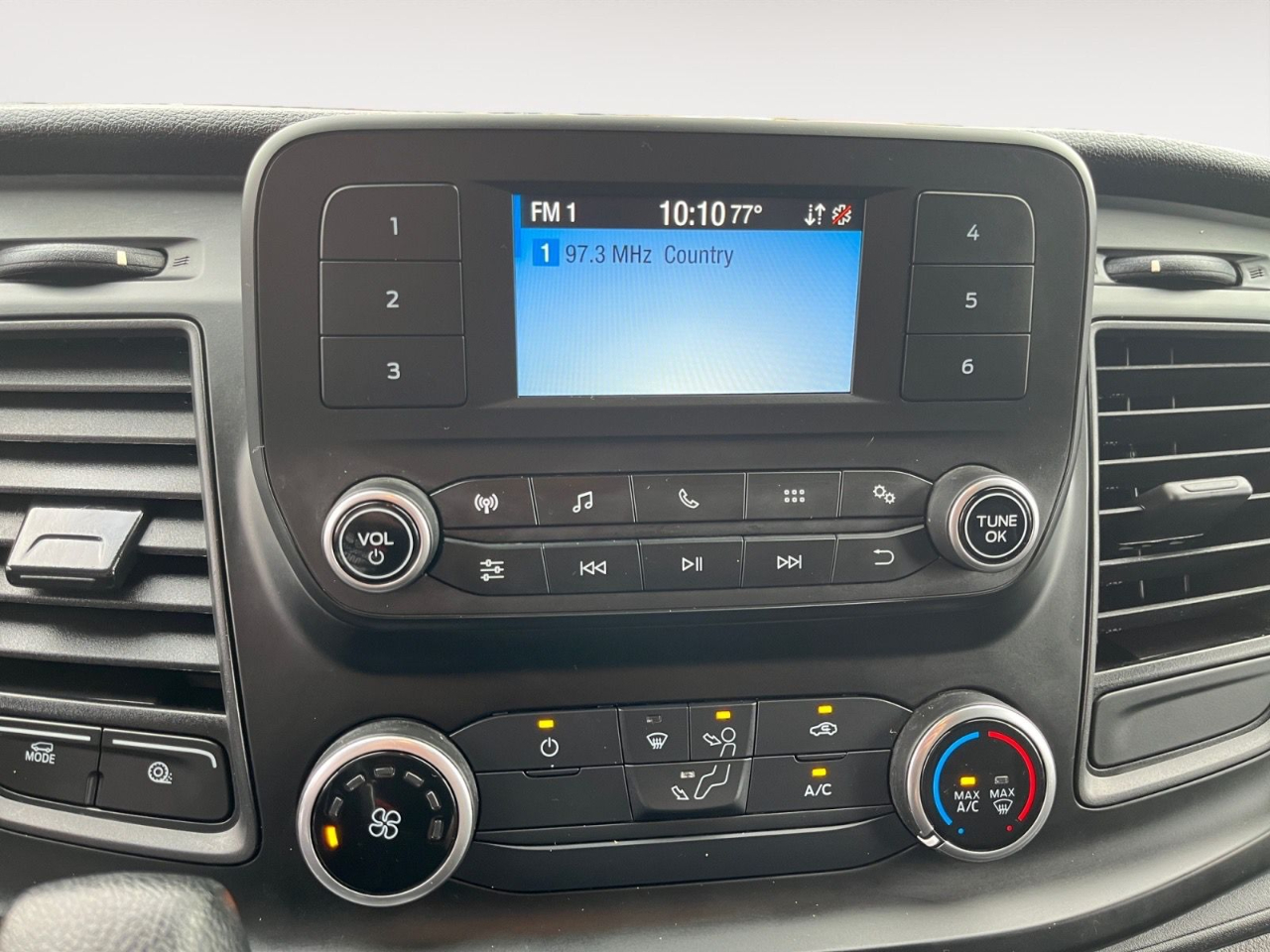 Ford Transit 150 Van Low Roof w/Sliding Pass. 130-in. WB 2020