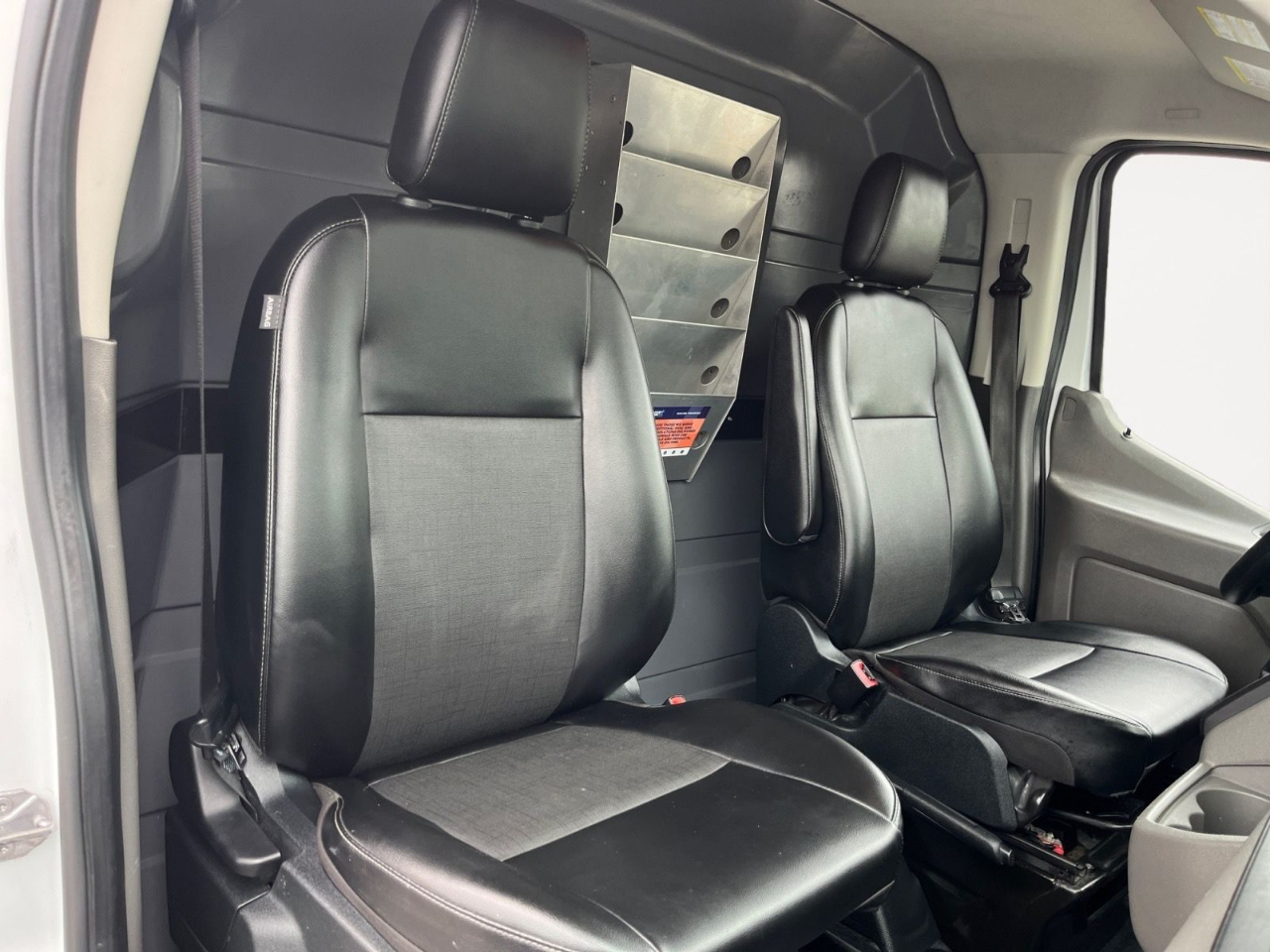 Ford Transit 150 Van Low Roof w/Sliding Pass. 130-in. WB 2020