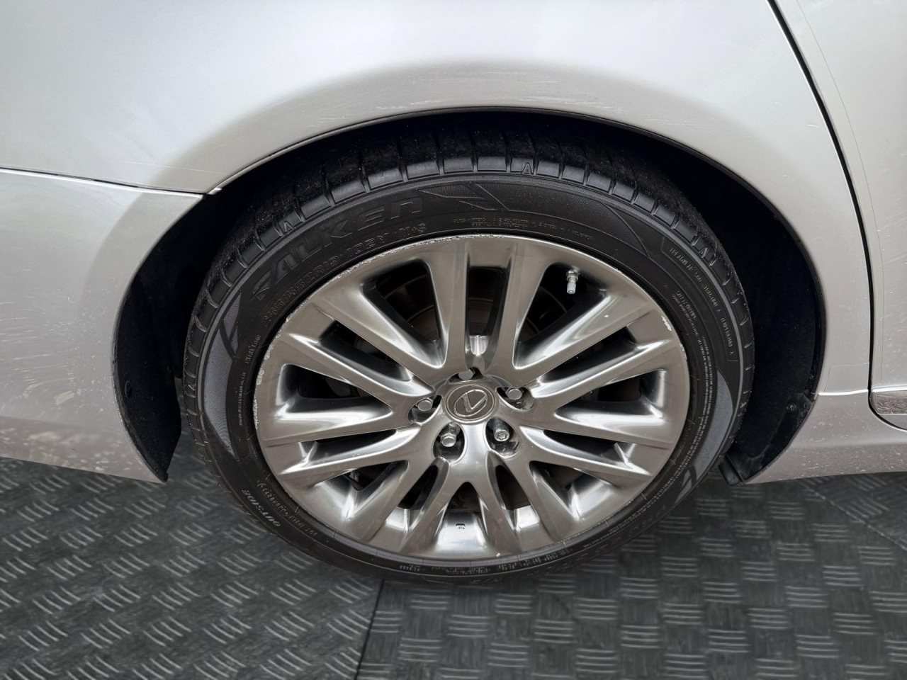 Lexus LS 460 Luxury Sedan 2015 Lexus LS 460 Luxury Sedan 2015