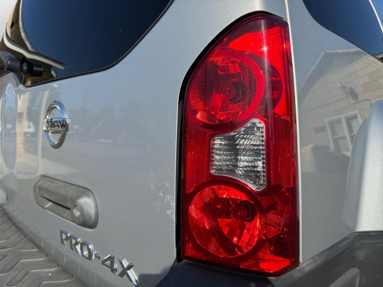 Nissan Xterra PRO-4X 4D SUV 4X4 2011 Nissan Xterra PRO-4X 4D SUV 4X4 2011