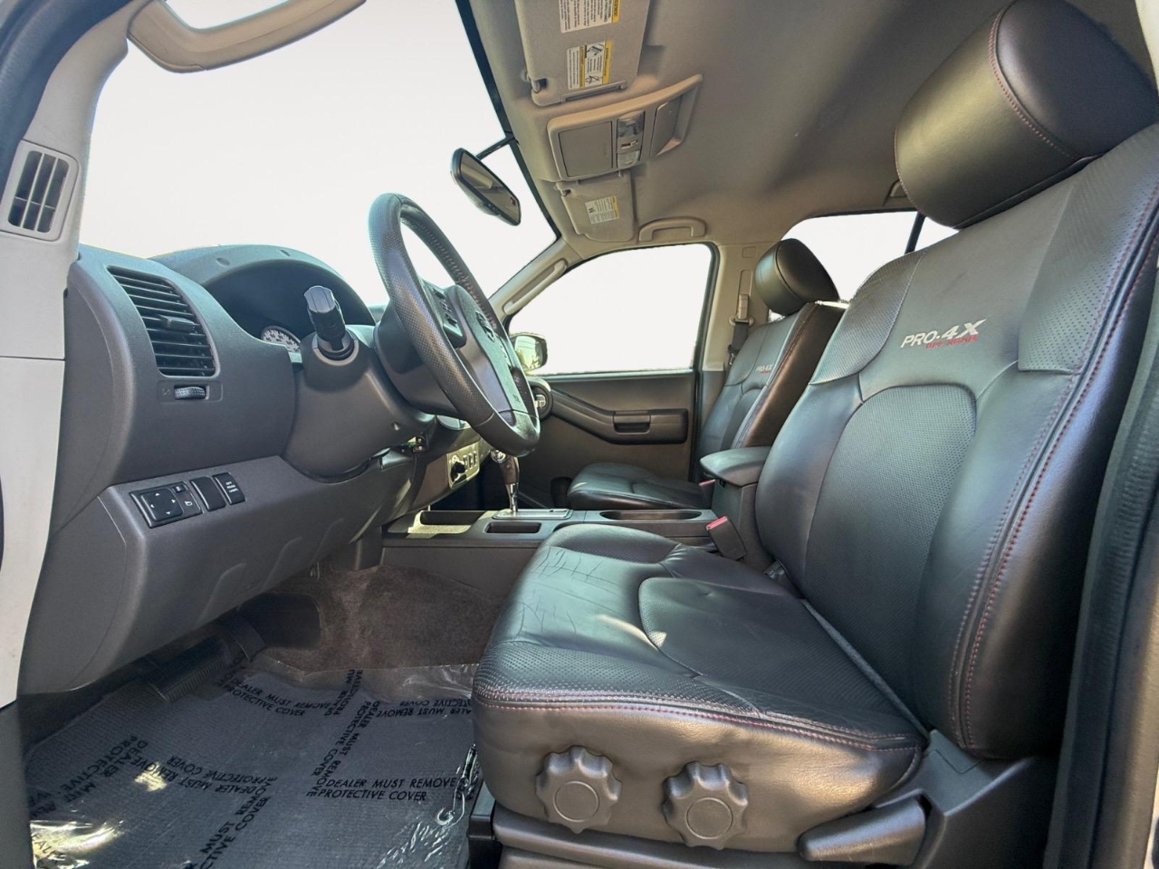 Nissan Xterra PRO-4X 4D SUV 4X4 2011 Nissan Xterra PRO-4X 4D SUV 4X4 2011