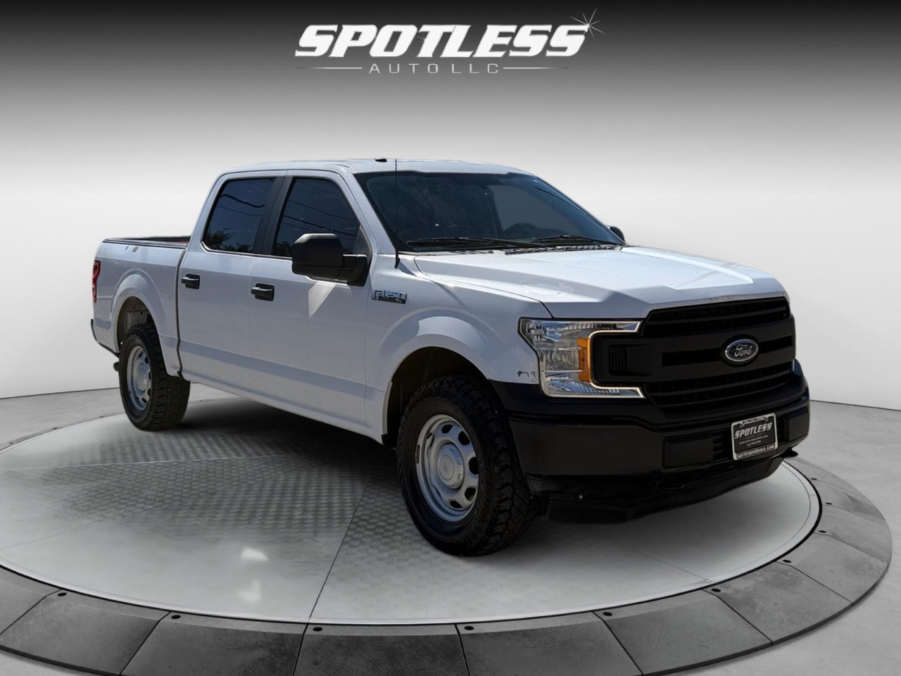 Ford F-150 XL SuperCrew 5.5-ft. Bed 4WD 2018 Ford F-150 XL SuperCrew 5.5-ft. Bed 4WD 2018