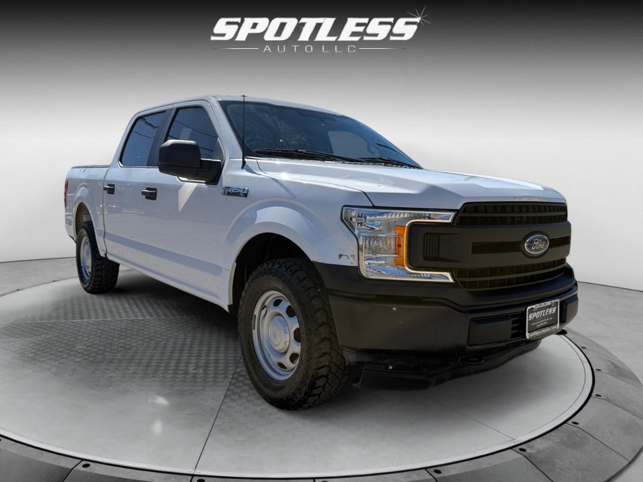 Ford F-150 XL SuperCrew 5.5-ft. Bed 4WD 2018 Ford F-150 XL SuperCrew 5.5-ft. Bed 4WD 2018