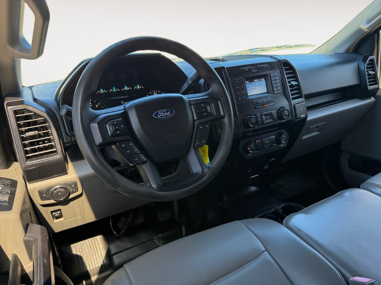 Ford F-150 XL SuperCrew 5.5-ft. Bed 4WD 2018 Ford F-150 XL SuperCrew 5.5-ft. Bed 4WD 2018