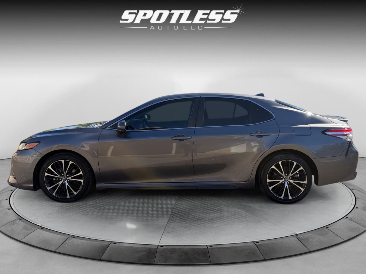 Toyota Camry SE 2020 Toyota Camry SE 2020