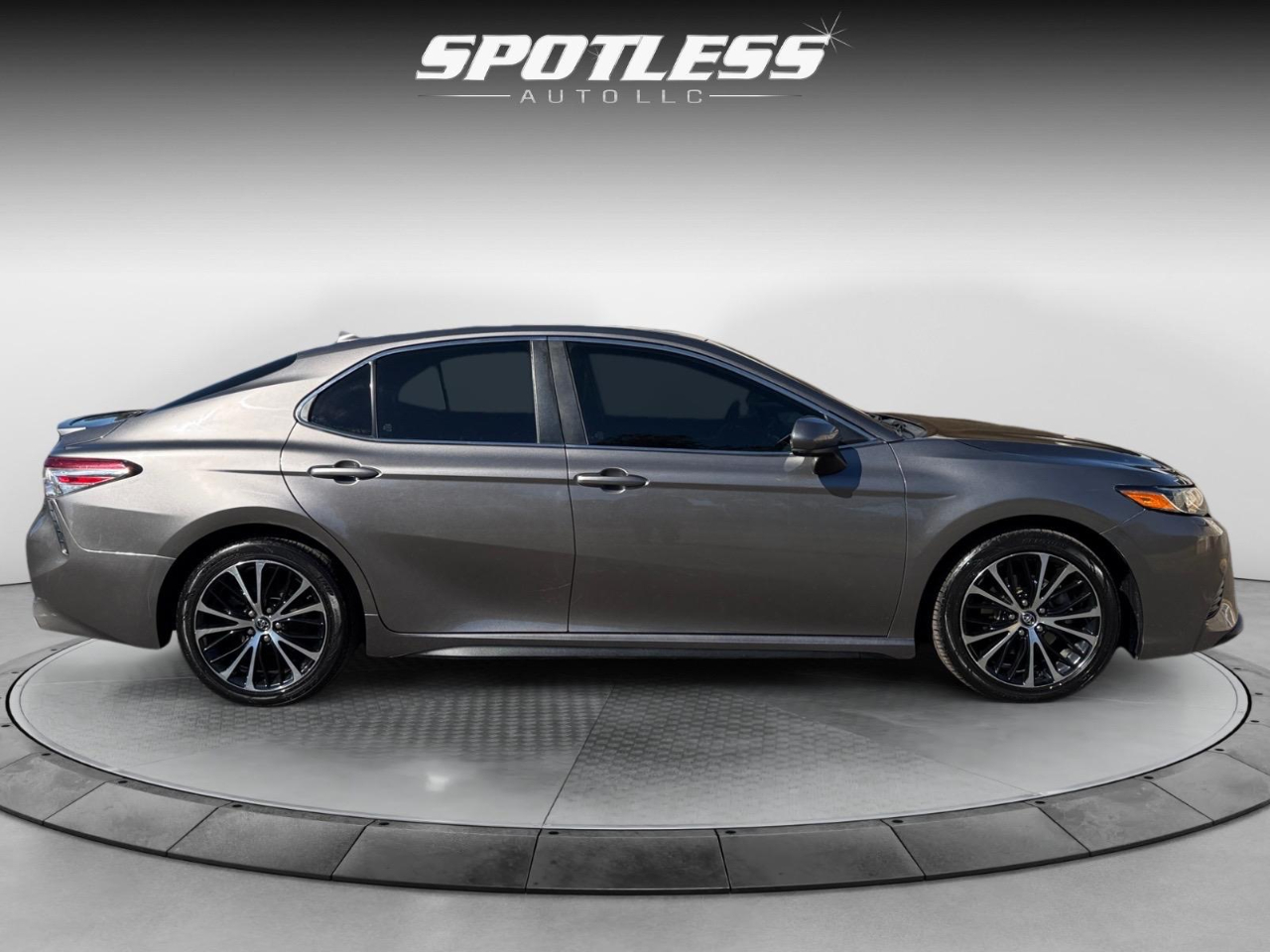 Toyota Camry SE 2020 Toyota Camry SE 2020