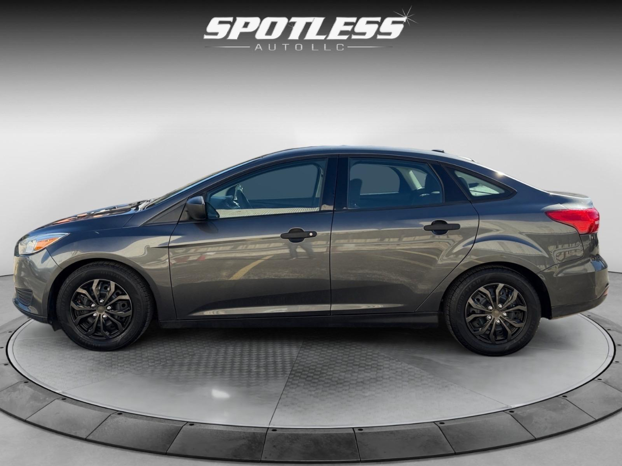 Ford Focus S Sedan 2018 Ford Focus S Sedan 2018