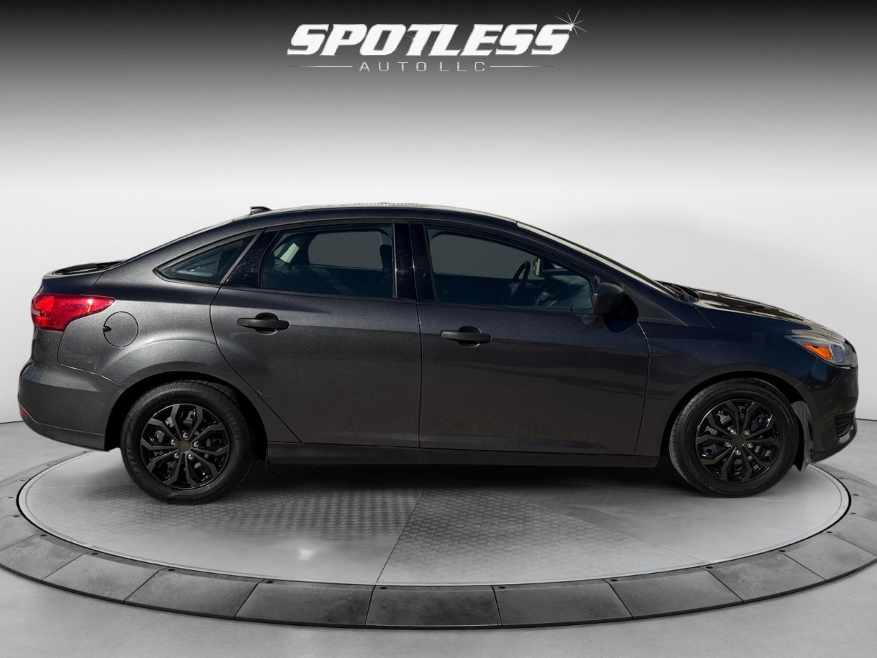 Ford Focus S Sedan 2018 Ford Focus S Sedan 2018