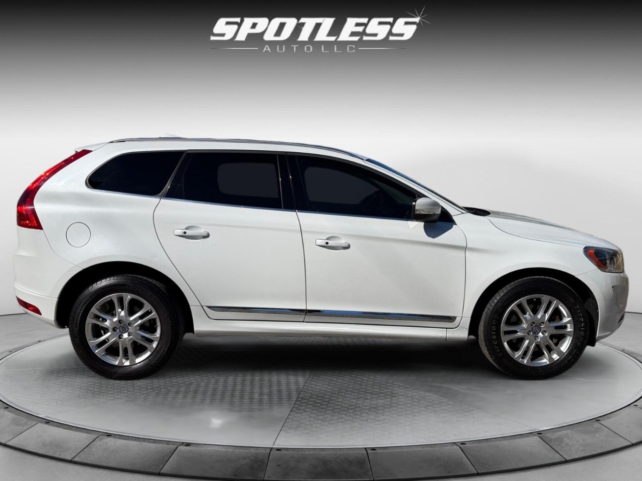 Volvo XC60 2.0 T5 Premier 2015 Volvo XC60 2.0 T5 Premier 2015