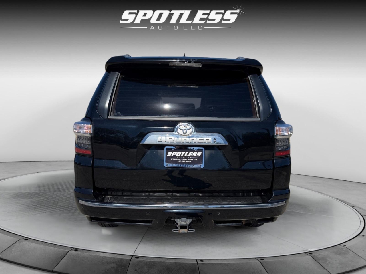 Toyota 4Runner Limited 2WD V6 2016 Toyota 4Runner Limited 2WD V6 2016