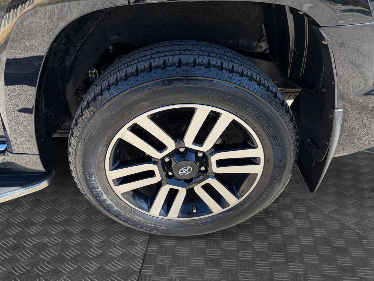 Toyota 4Runner Limited 2WD V6 2016 Toyota 4Runner Limited 2WD V6 2016