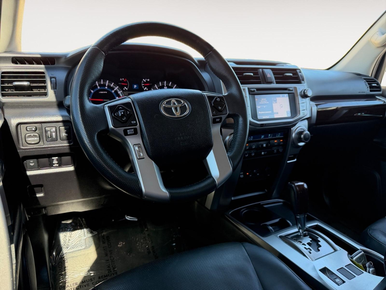 Toyota 4Runner Limited 2WD V6 2016 Toyota 4Runner Limited 2WD V6 2016