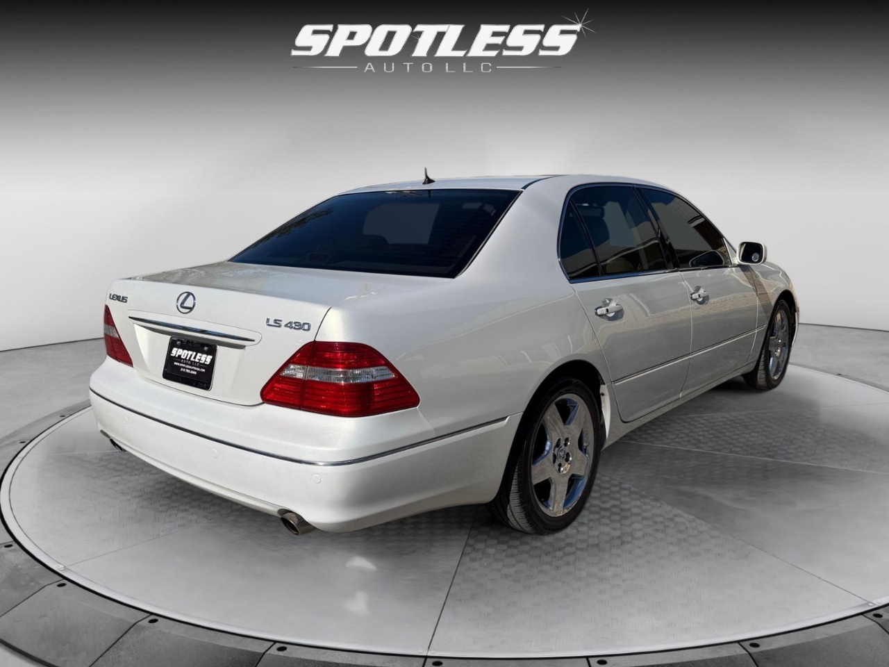 Lexus LS 430 Sedan 2005
