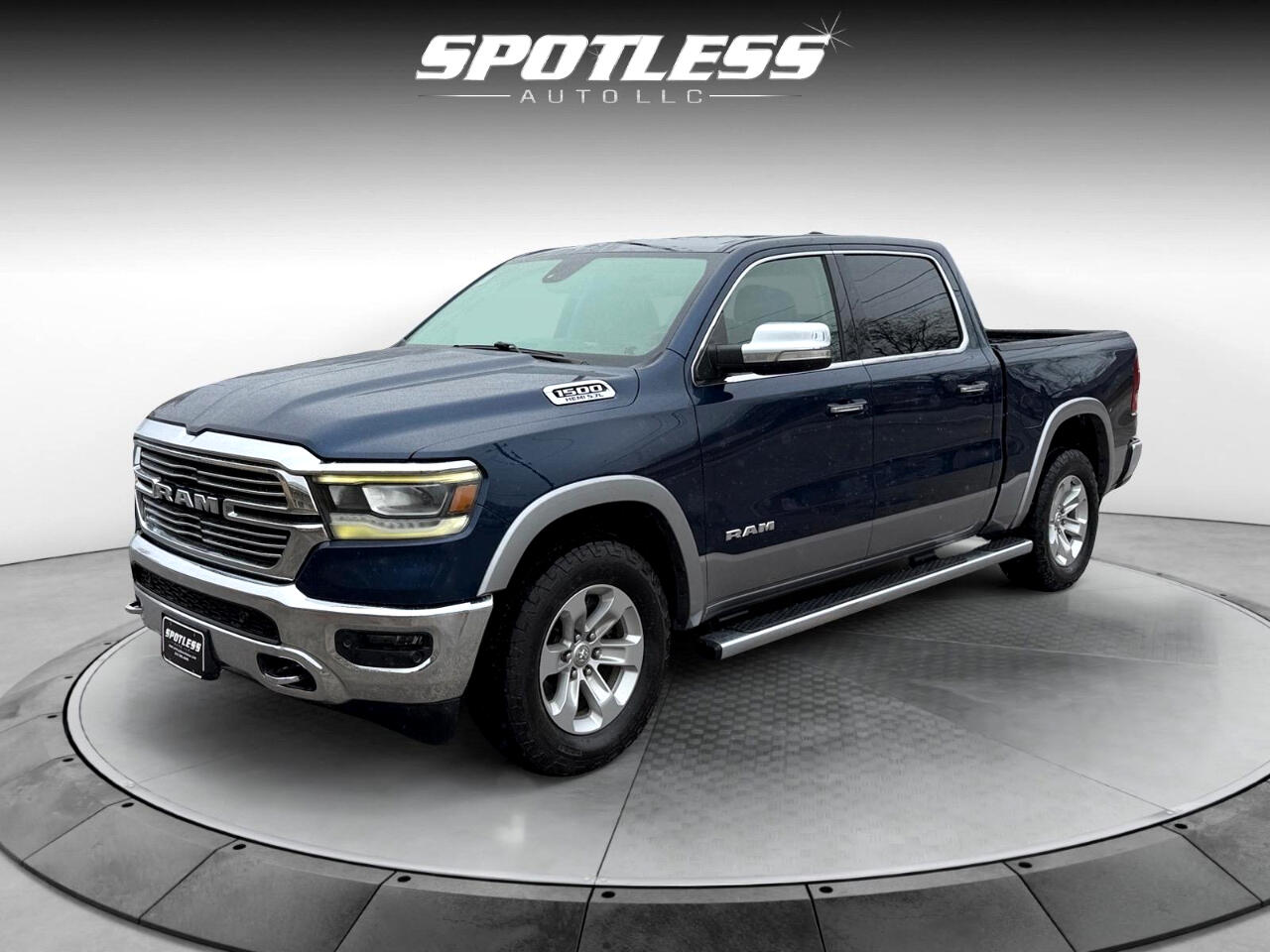 RAM 1500 Laramie Crew Cab SWB 2WD 2020