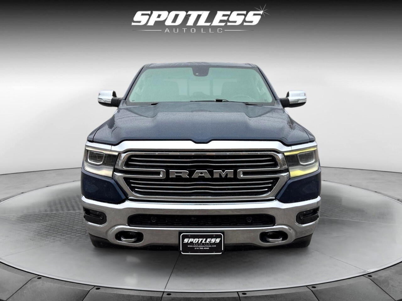 RAM 1500 Laramie Crew Cab SWB 2WD 2020