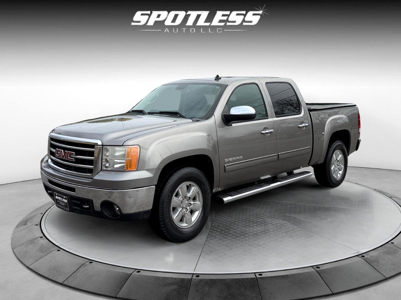 GMC Sierra 1500 SLT Crew Cab 2WD 2012