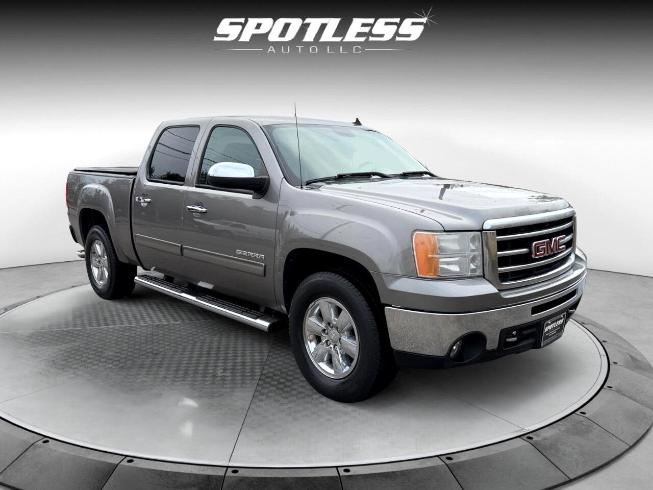 GMC Sierra 1500 SLT Crew Cab 2WD 2012