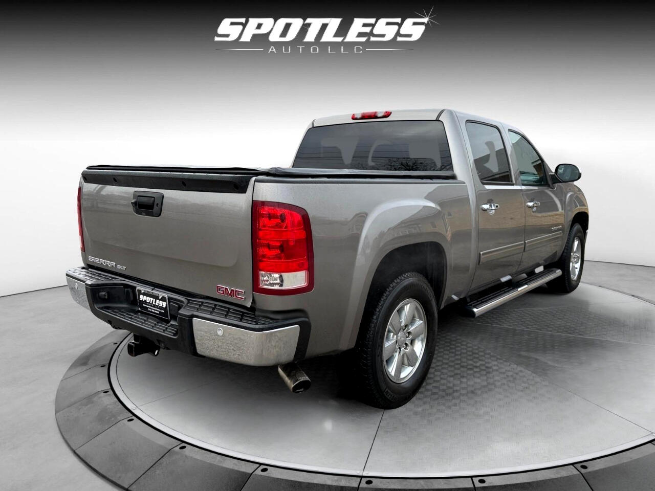GMC Sierra 1500 SLT Crew Cab 2WD 2012