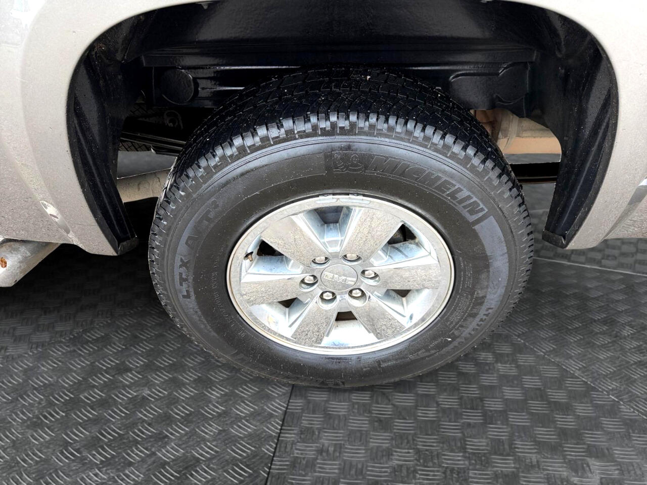 GMC Sierra 1500 SLT Crew Cab 2WD 2012