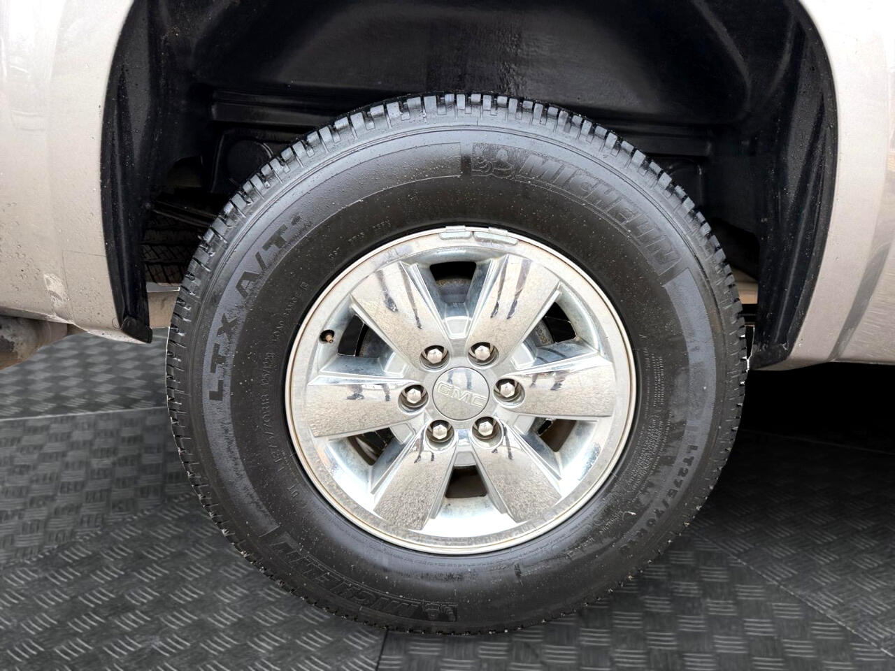 GMC Sierra 1500 SLT Crew Cab 2WD 2012