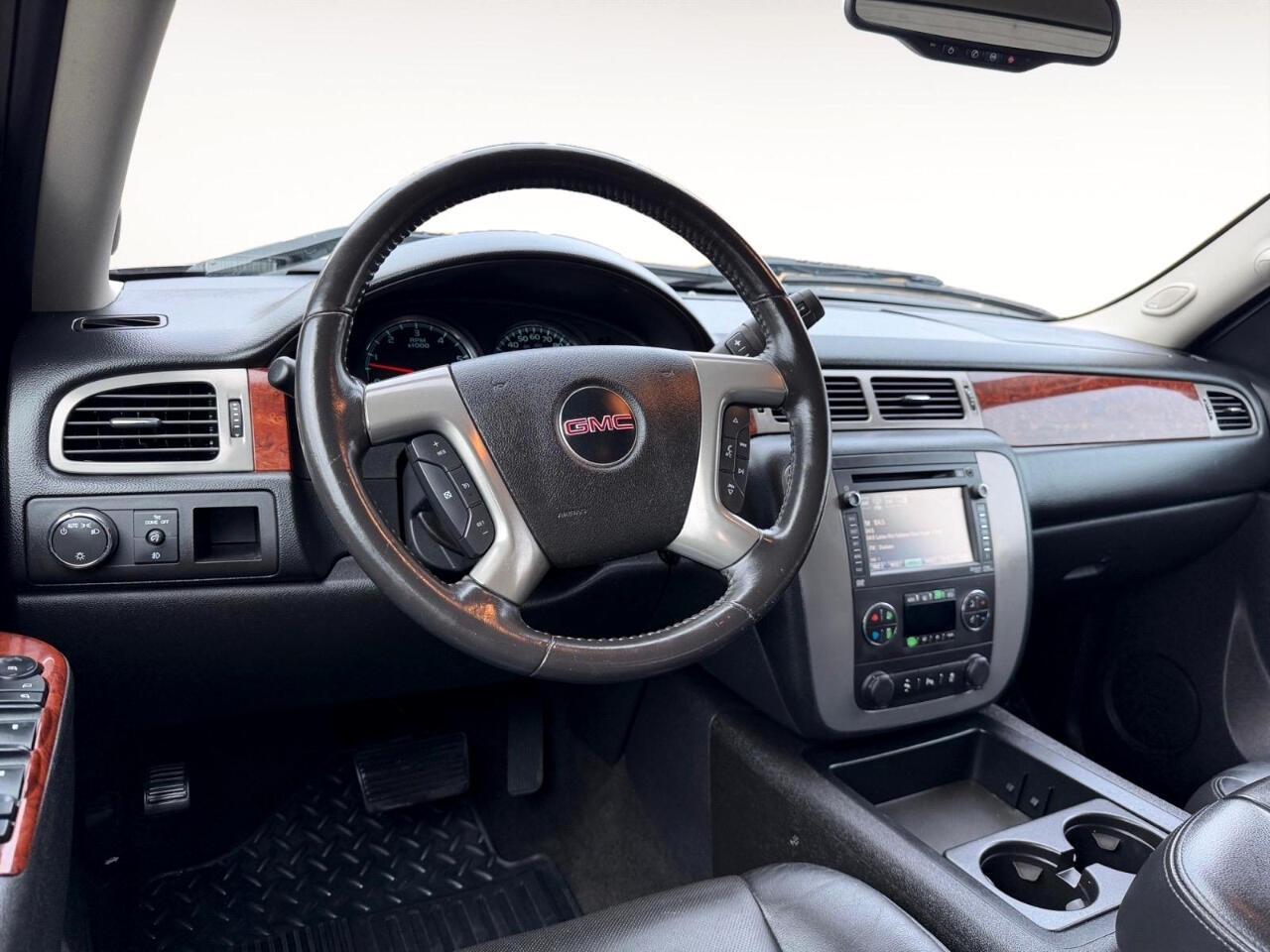 GMC Sierra 1500 SLT Crew Cab 2WD 2012