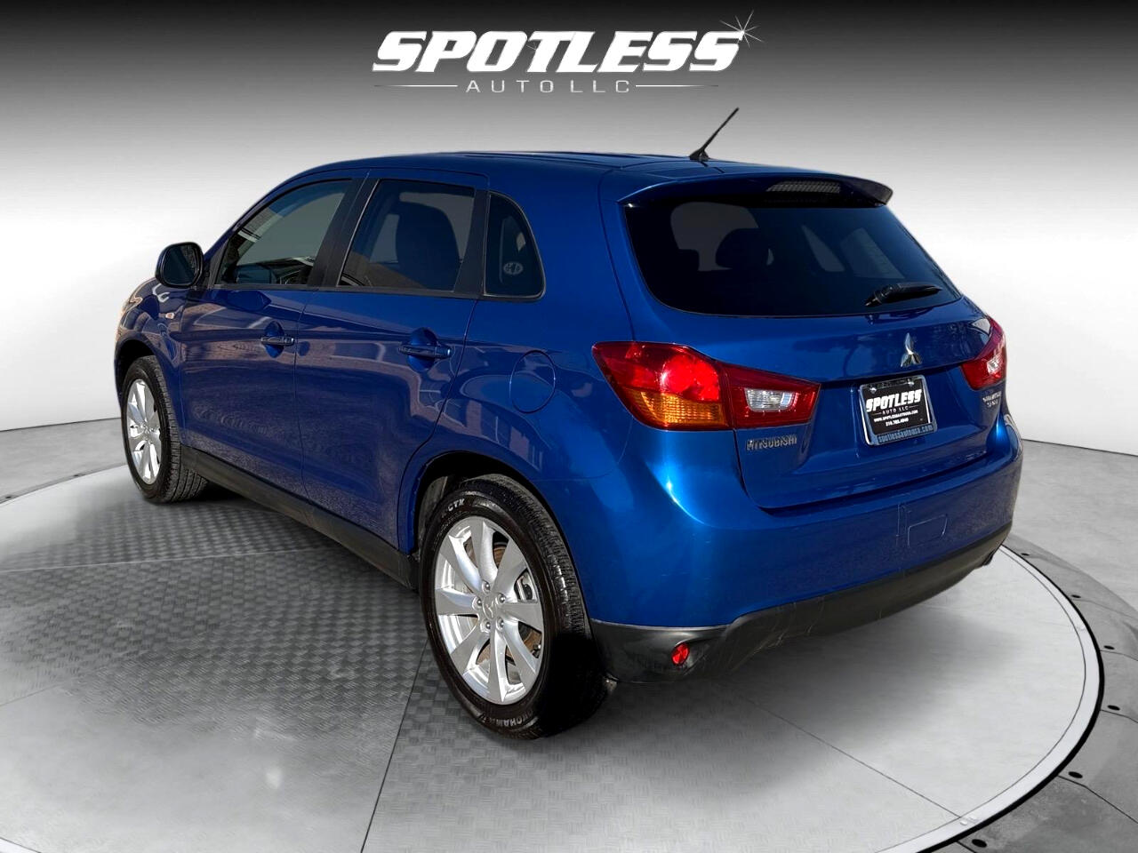 Mitsubishi Outlander Sport ES 2WD 2015