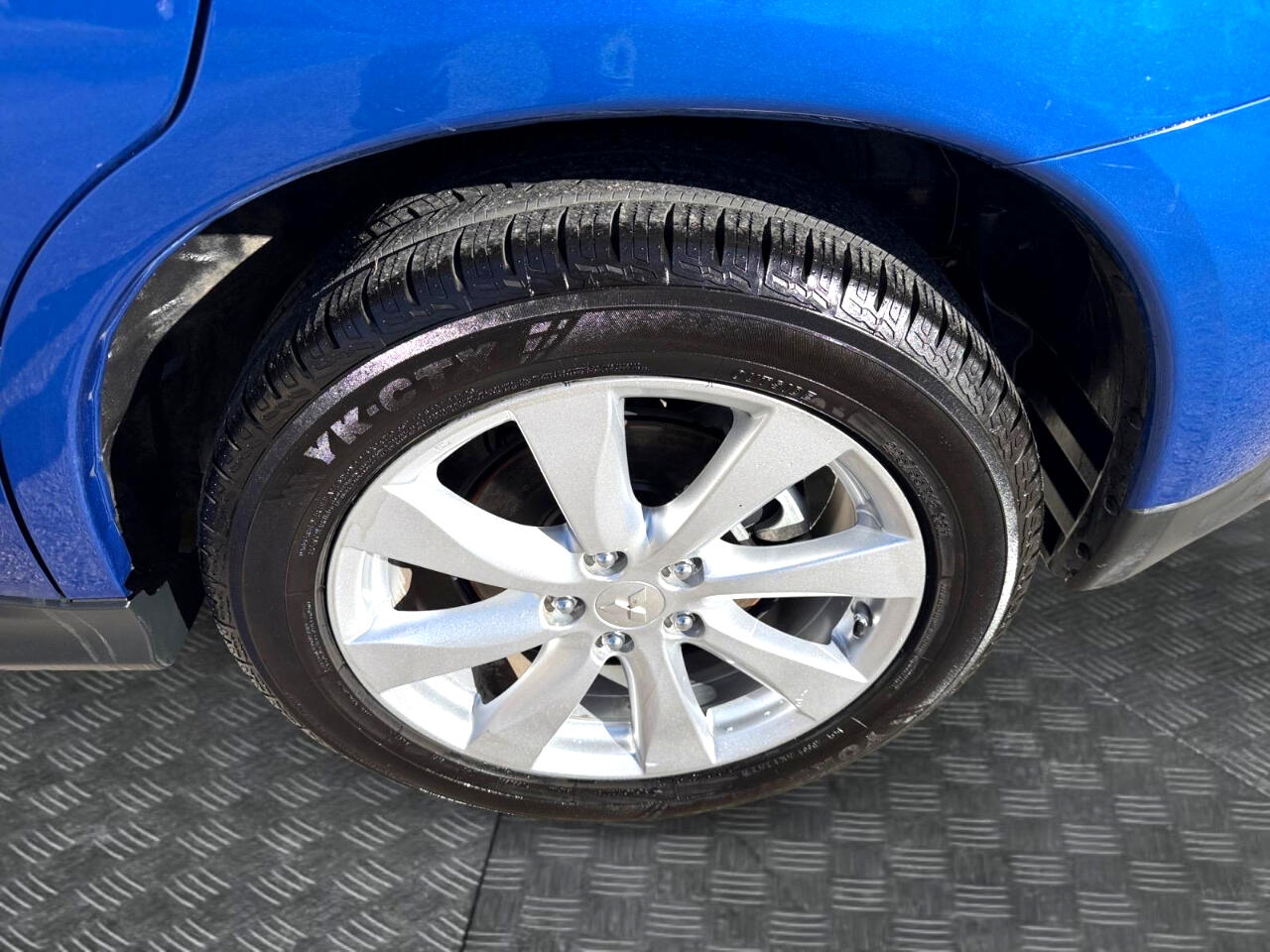 Mitsubishi Outlander Sport ES 2WD 2015