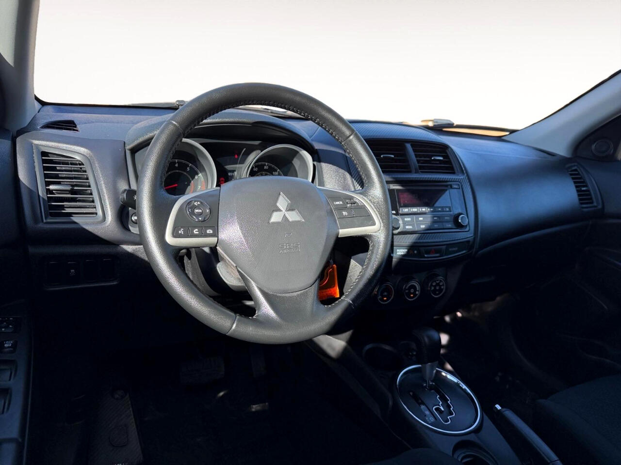 Mitsubishi Outlander Sport ES 2WD 2015