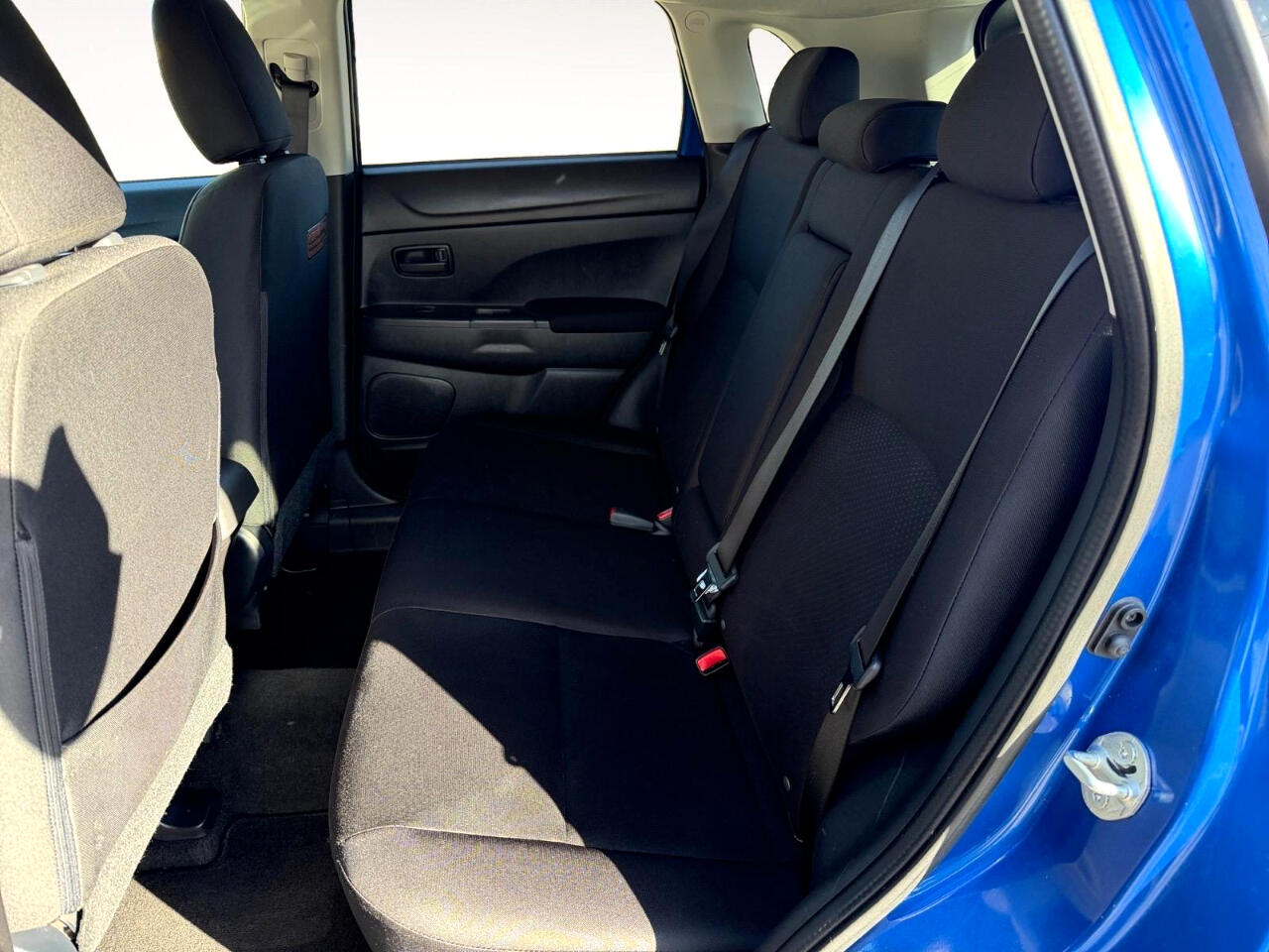 Mitsubishi Outlander Sport ES 2WD 2015