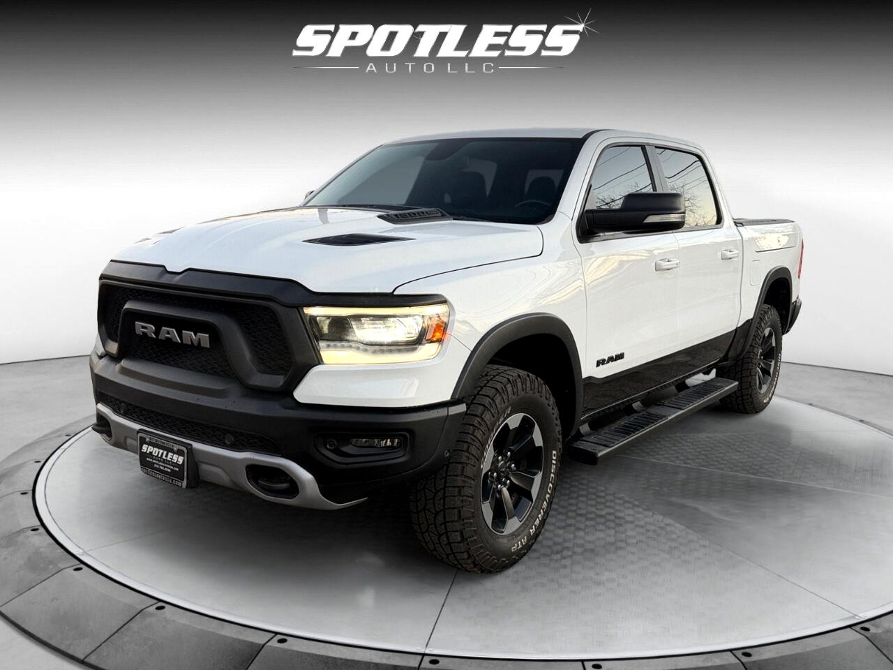 RAM 1500 Rebel Crew Cab SB 4WD 2019