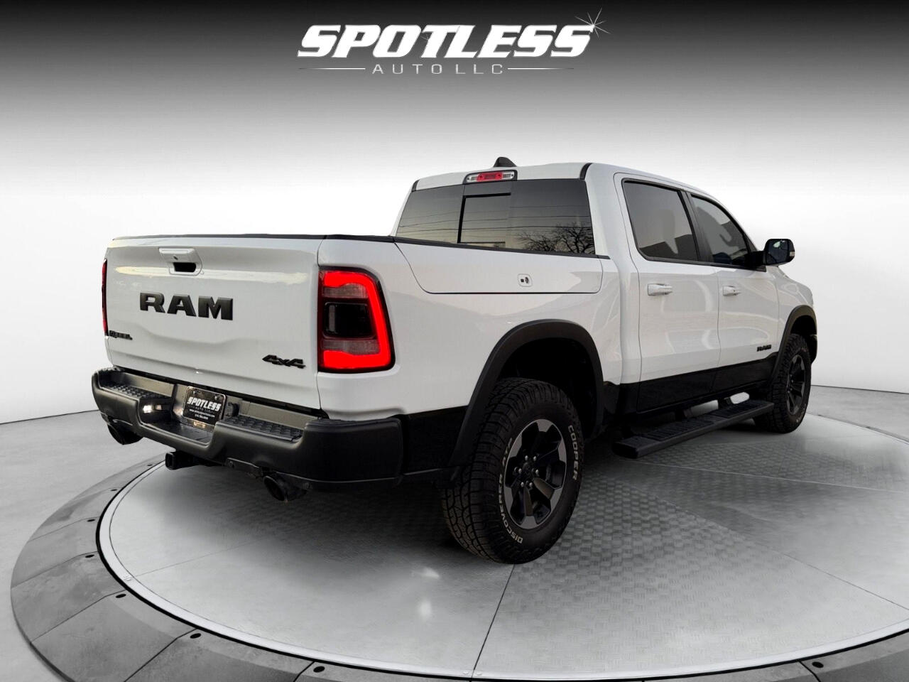 RAM 1500 Rebel Crew Cab SB 4WD 2019